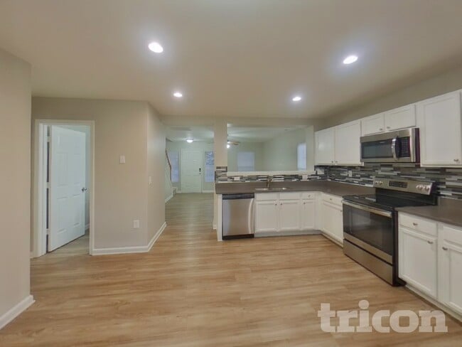 Building Photo - 238 Waterlemon Way