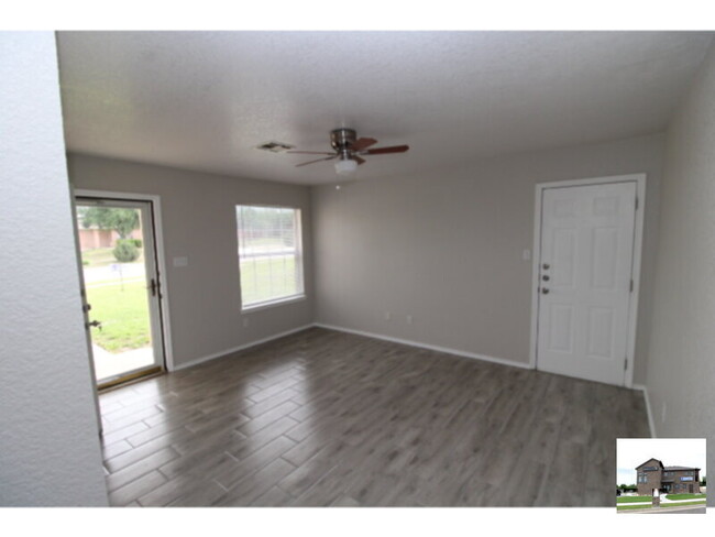 Building Photo - 2704-A Edgefield St. Killeen, Tx 76549