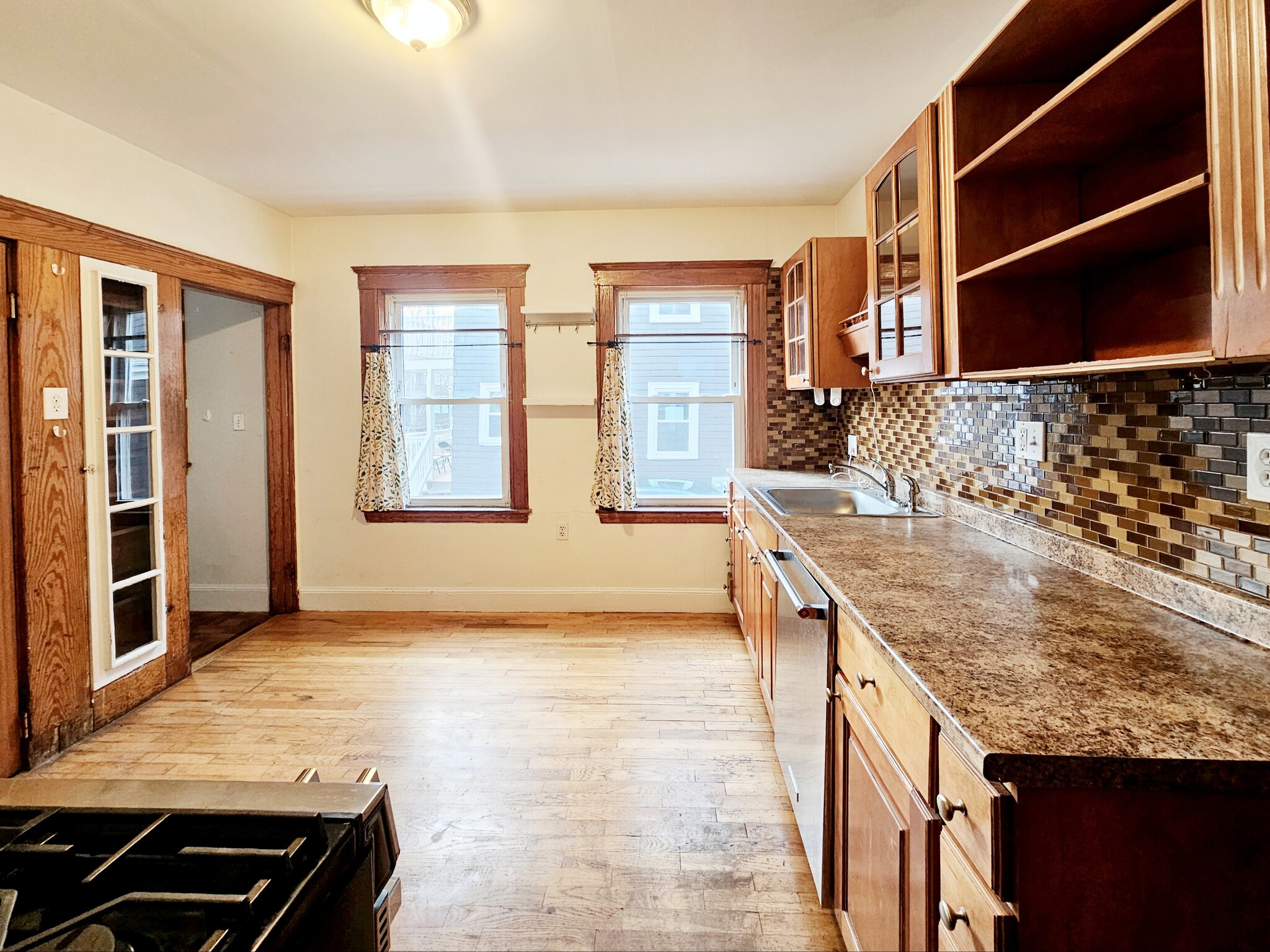 Building Photo - 12 Saint Peter St