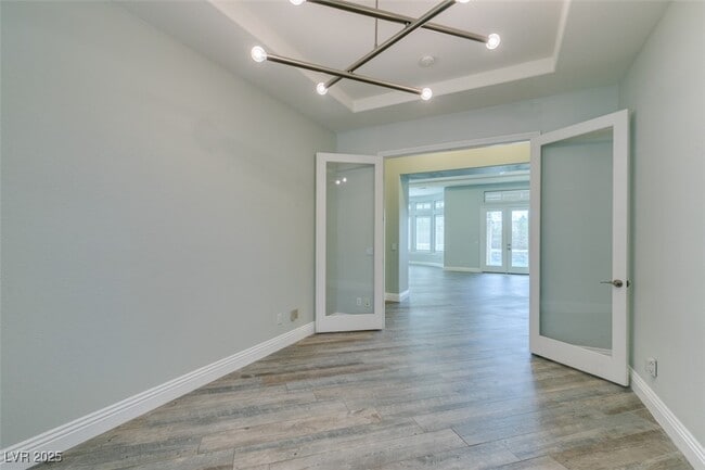 Building Photo - 1704 Cypress Manor Dr