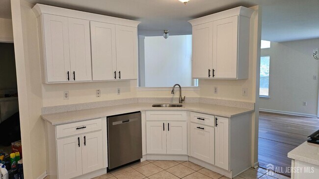 Building Photo - 405 Cobblestone Ct