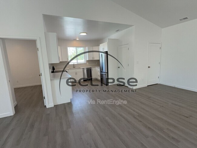 Building Photo - 149 Buena Vista Dr