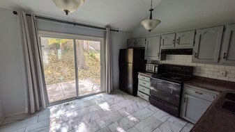 Building Photo - 7209 W 56th Ter