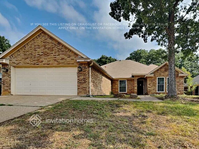 Primary Photo - 6221 August Run