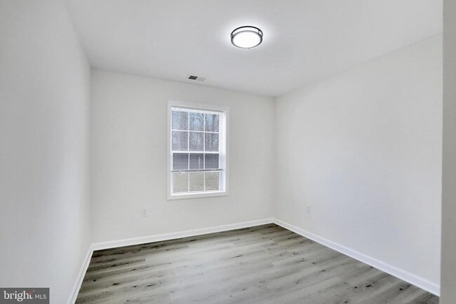 Building Photo - 35355 Hamlin School Ln