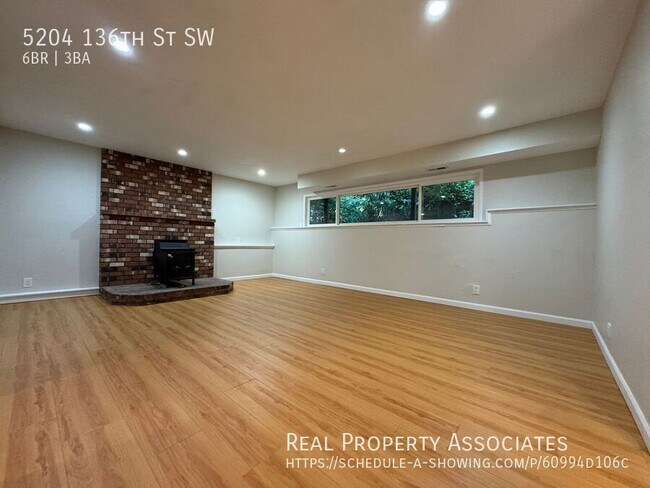 Building Photo - 5204 136th St SW