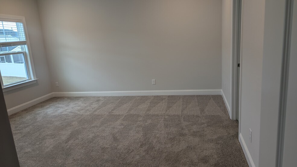 Building Photo - 1011 Constellation Cir