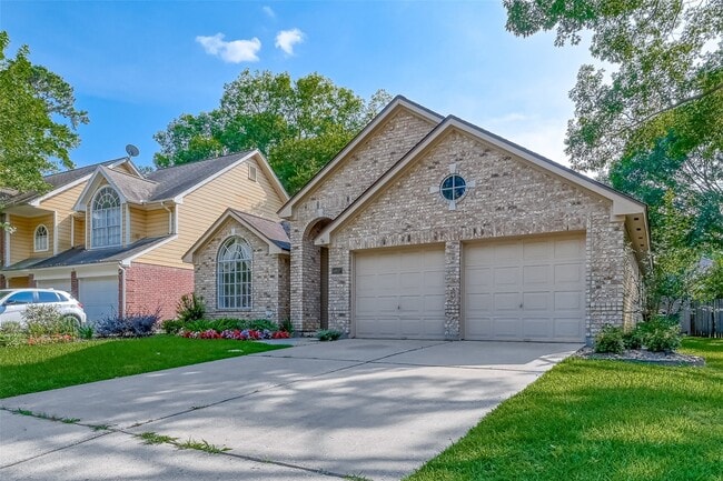 Building Photo - 5007 Maple Brook Ln