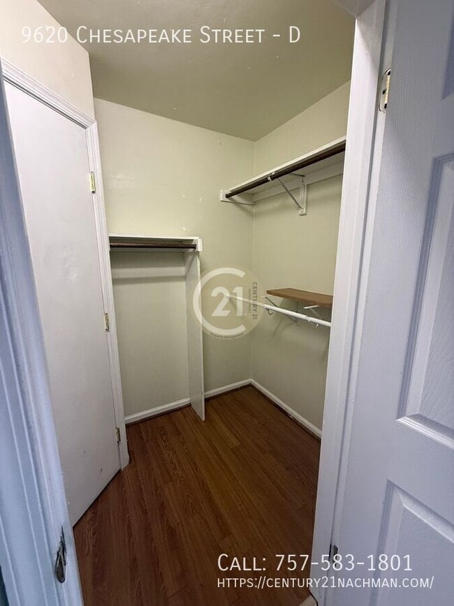 Building Photo - 9620 Chesapeake St