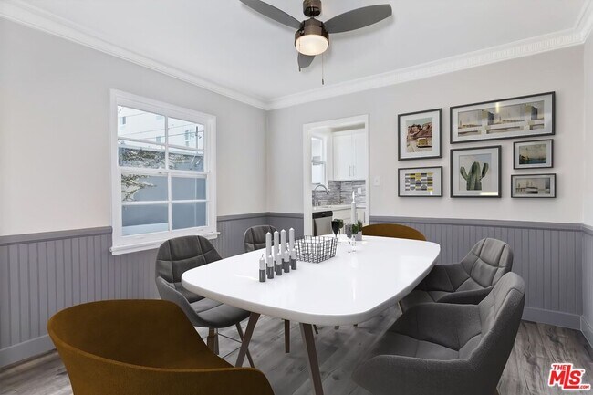 Building Photo - 5022 Clinton St