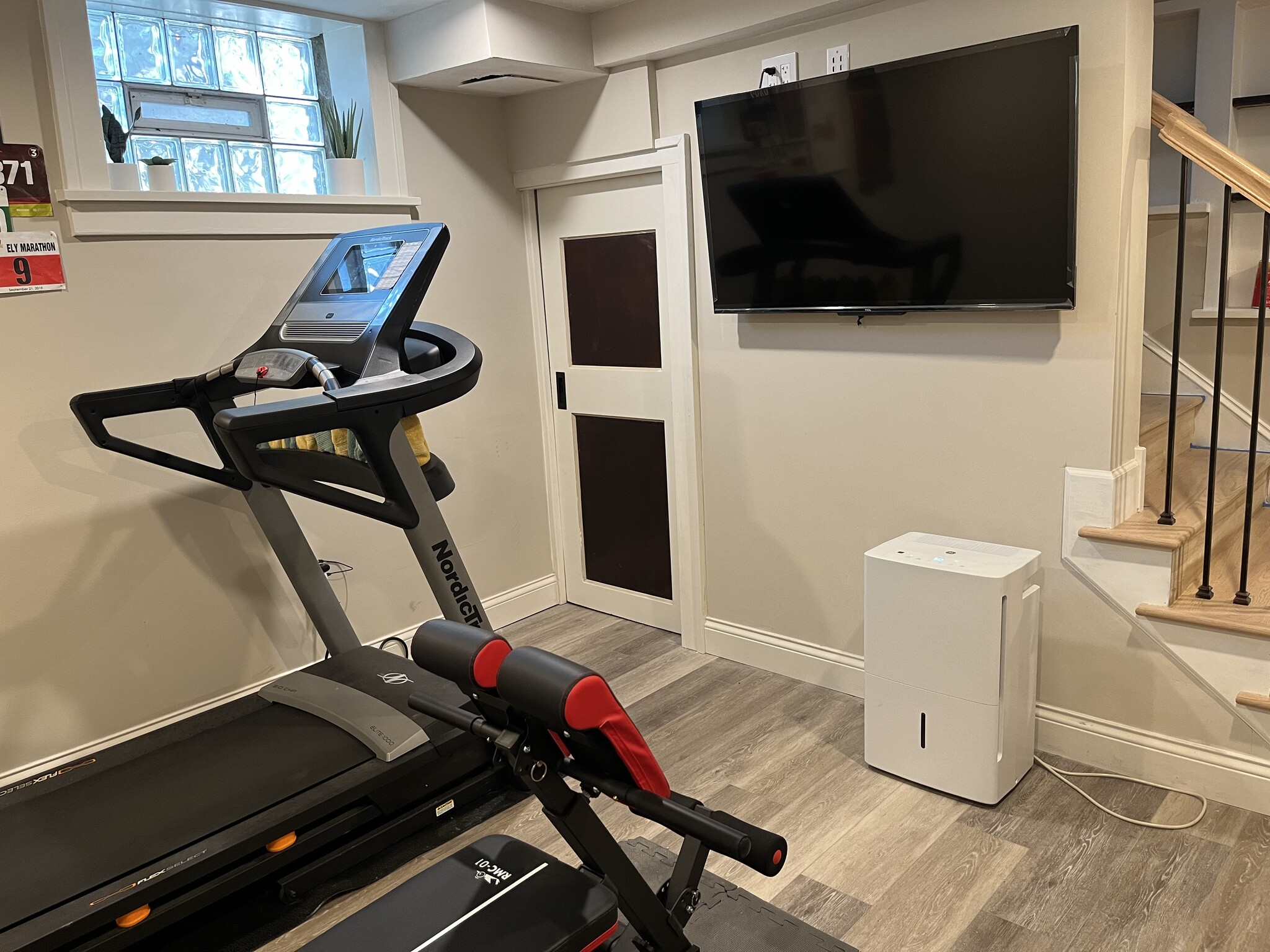 Building Photo - 4732 Harriet Ave