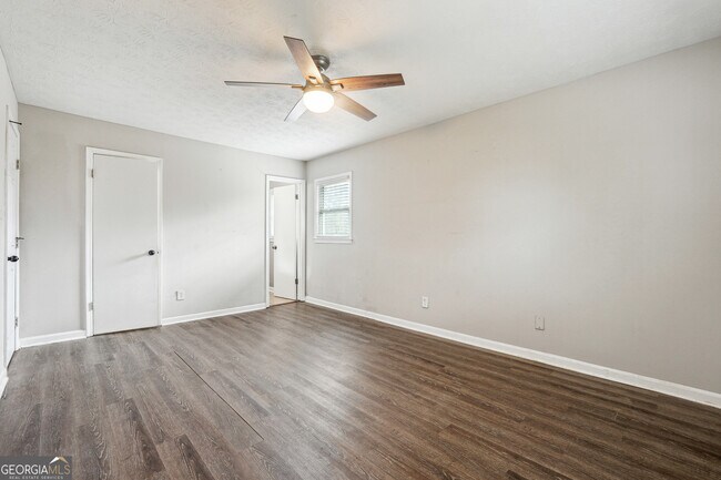Building Photo - 2235 Emerald Springs Dr