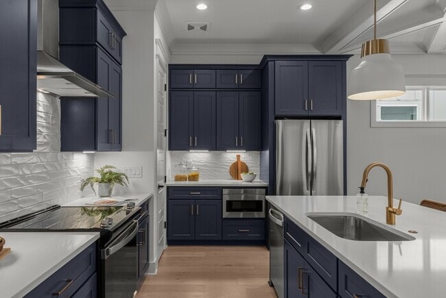 Building Photo - 1408 Lischey Ave