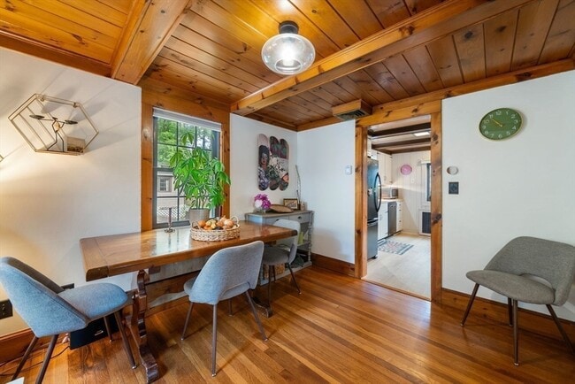 Building Photo - 31 Braeburn Rd