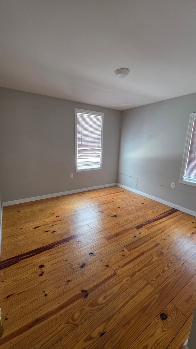 Building Photo - 23 North Rd