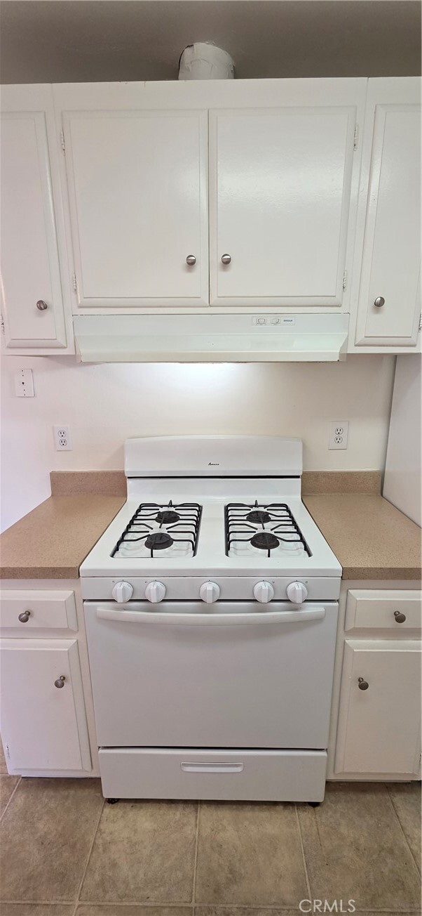 Building Photo - 6600 Warner Ave