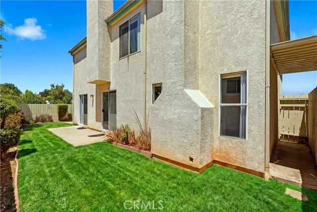 Building Photo - 9245 Woodman Ave