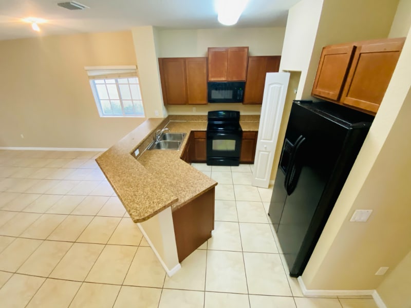 Building Photo - 3538 NW 29th Ct