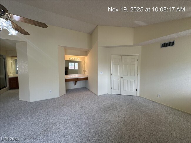 Building Photo - 398 Decareo Ct