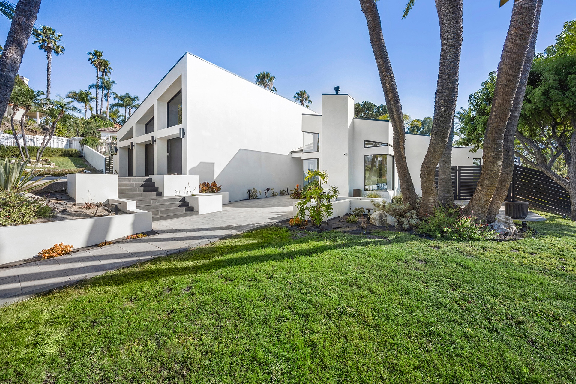 Building Photo - 275 S Owens Dr