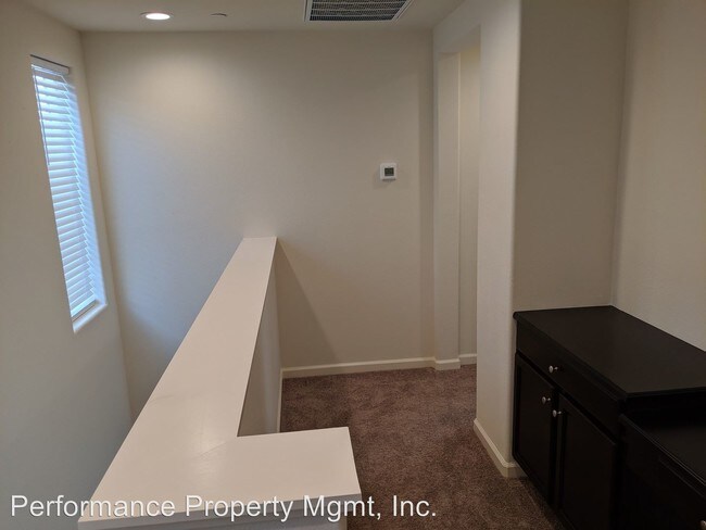 Building Photo - 3 br, 3 bath House - 2545 Mustang Dr