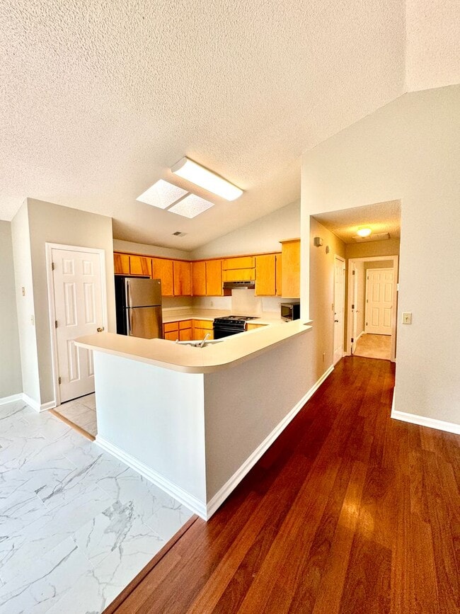 Building Photo - Charming two bedroom, two bathroom home at...