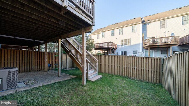 Building Photo - 43520 Laidlow St