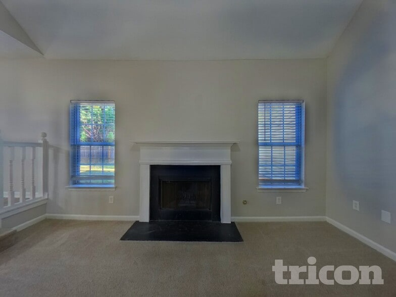 Building Photo - 845 Overlook Trail