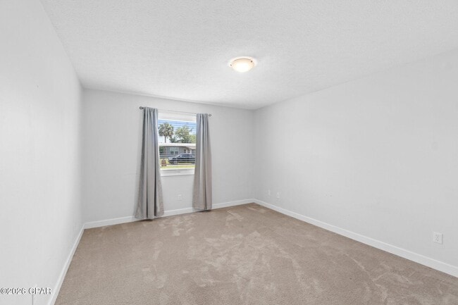 Building Photo - 136 Derby Woods Dr