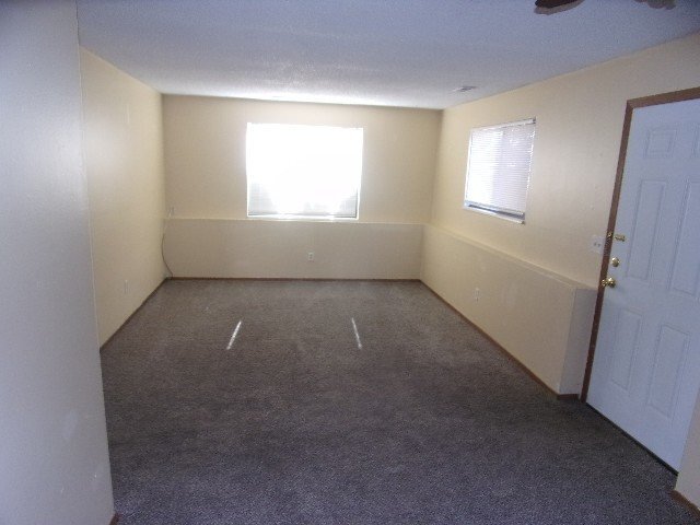 Building Photo - Littleton Ranch Style Home - 2 Bedrooms - ...