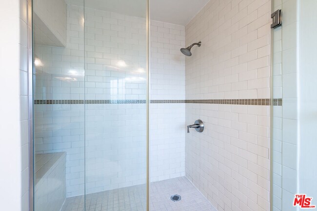 Building Photo - 5426 Colfax Ave