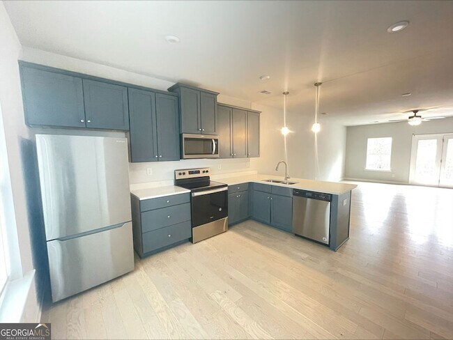 Building Photo - 2623 Hedgeway Cir