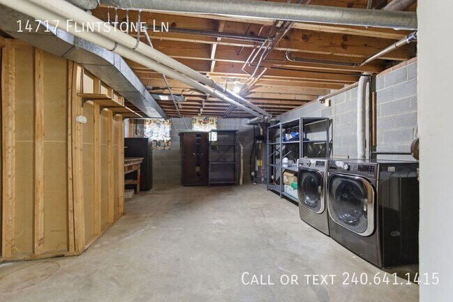 Building Photo - 14717 Flintstone Ln