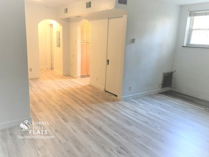 Building Photo - 5712 Phillips Ave