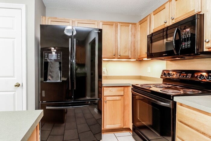 Building Photo - 101 Glenlivet Ct