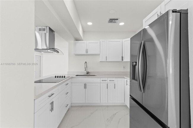 Building Photo - 4685 SW 33rd Dr