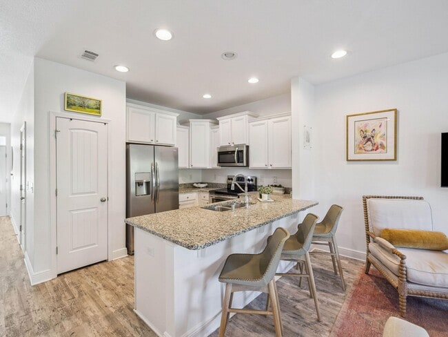 Building Photo - 89 Crossing Ln