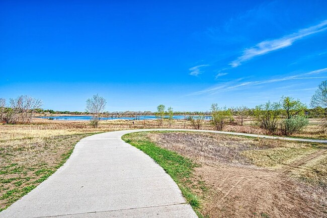 Building Photo - 2567 E 124th Pl