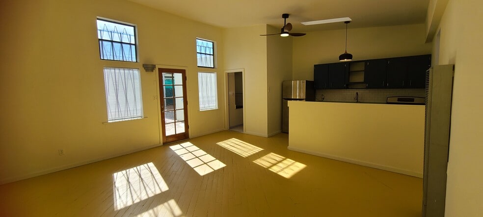 Building Photo - 817 Slate Ave NW