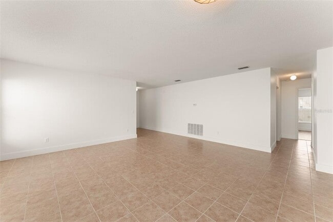 Building Photo - 13050 Prairie Meadows Dr