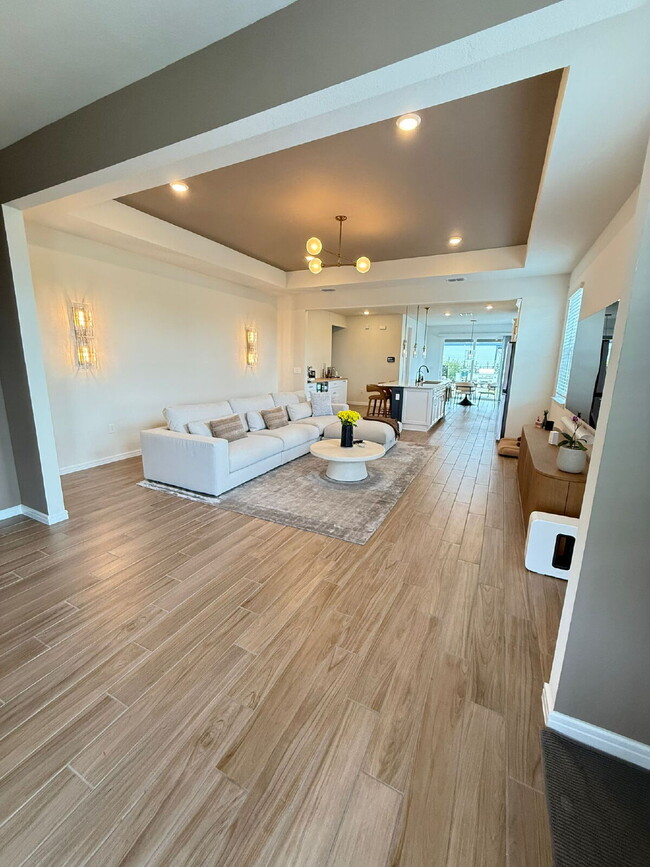 Building Photo - "Spacious 3-Bedroom Home in St. Cloud with...