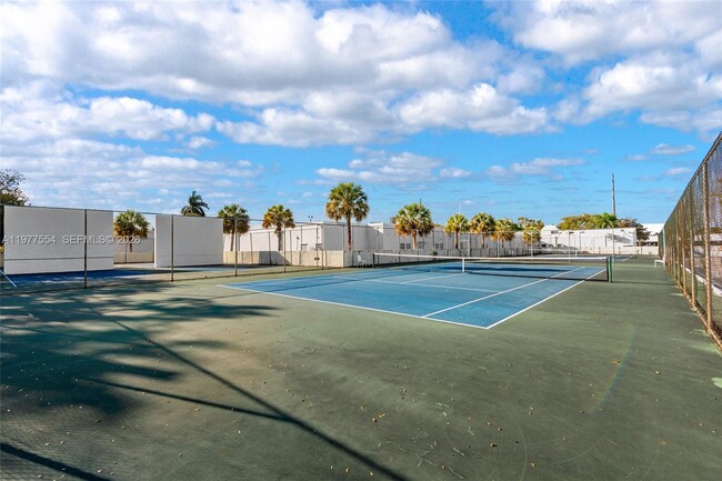 Building Photo - 7256 SW 94th Pl