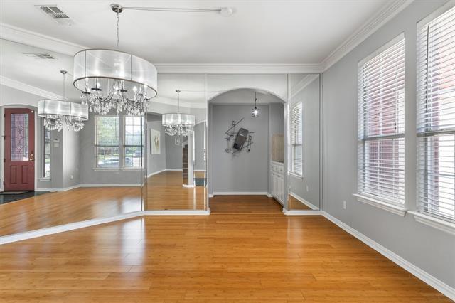 Building Photo - 5701 Chippewa Trail