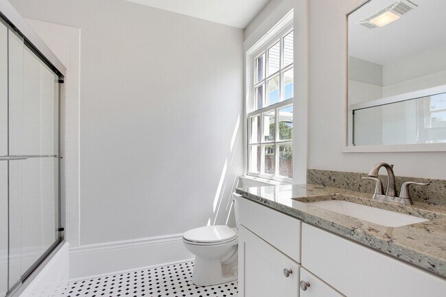 Building Photo - 1BR In Gorgeous Newly Restored Garden District Mansion