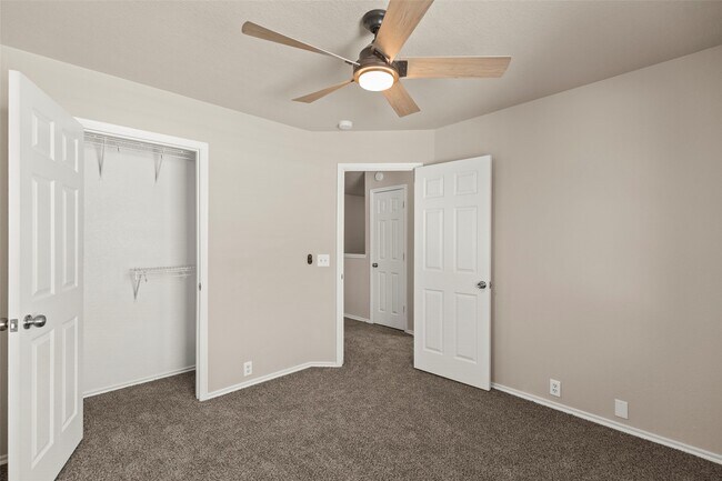 Building Photo - 16818 Pine Castle Dr