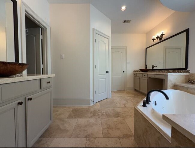 Building Photo - 20411 Prospect Canyon Ln