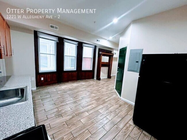 Building Photo - 1221 W Allegheny Ave