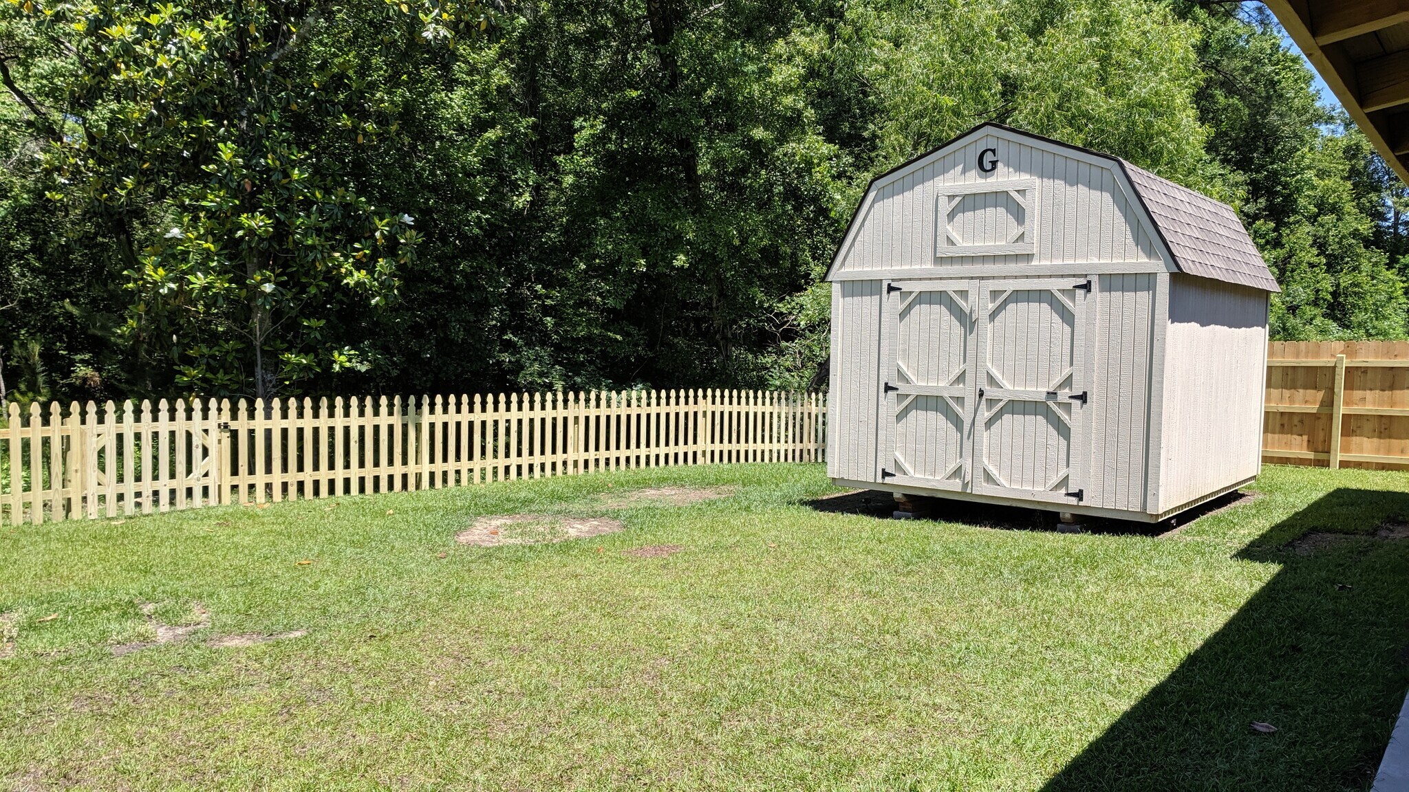 Building Photo - 742 Red Pine Dr