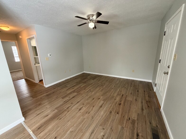 Building Photo - 8385 Shell Ln NW