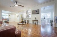 Building Photo - 555 NE 71st St